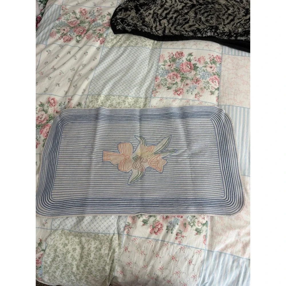 Chenille Blue and Pink Floral Bath Rug 33